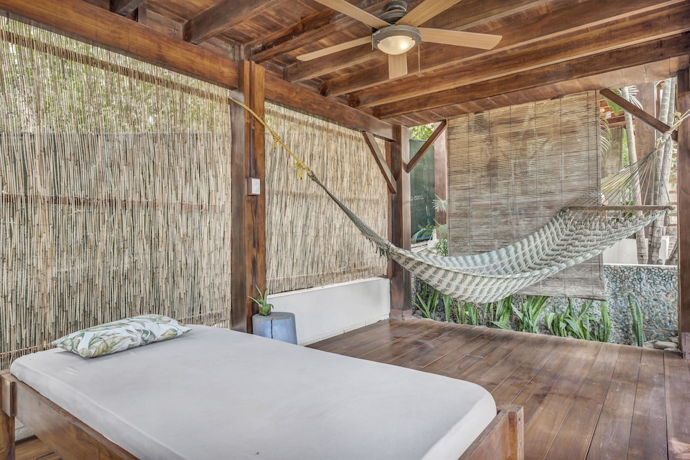 Superior Bungalow, Ensuite, Pool View (#4 Bungalow Pool ) photo 3