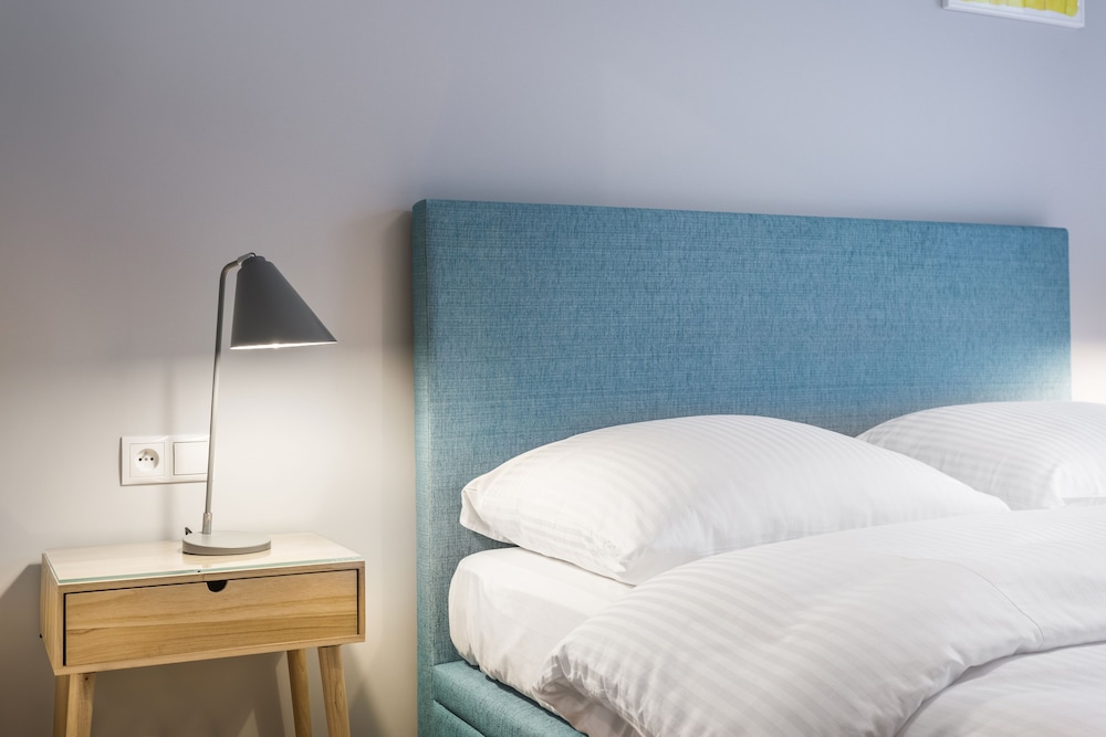 Deluxe Apartment, 1 Queen Bed with Sofa bed, Non Smoking, Balcony (3rd floor, Dominikanska Street) photo 3