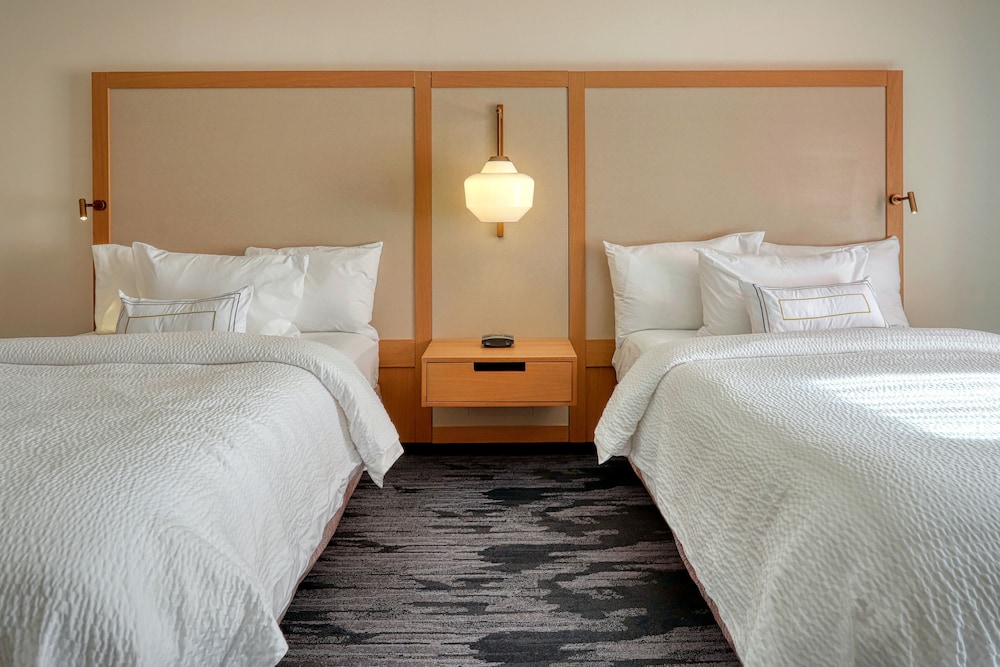 Room, 2 Double Beds - Photo 1
