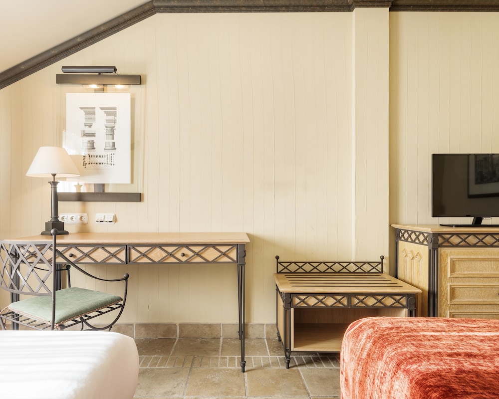 Triple Room Triple Room