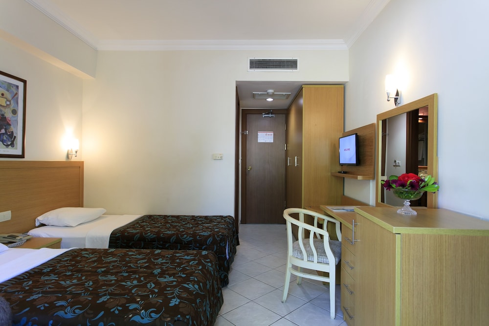 Standard Room - Photo 1