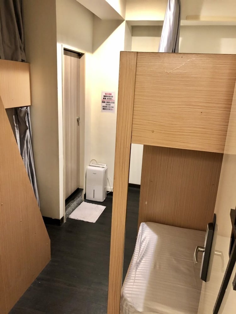 Superior Room, Mixed Dorm photo 3