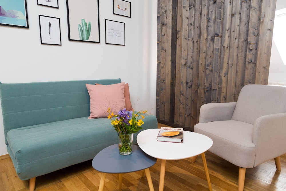 Attic Apartment with City View photo 1