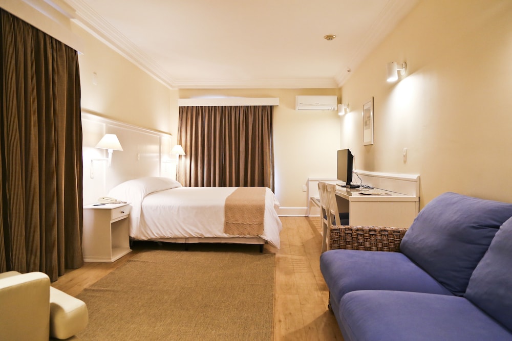 Suite - Photo 2