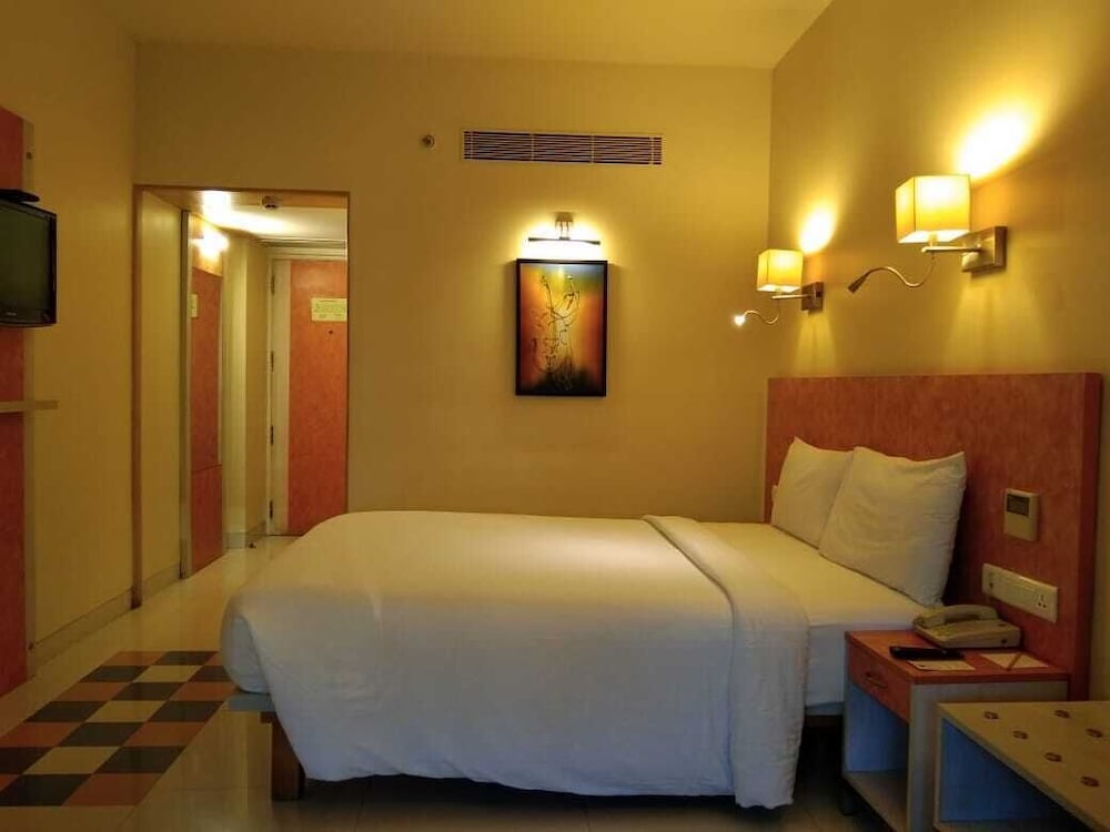 Deluxe Double Or Twin Room photo 3