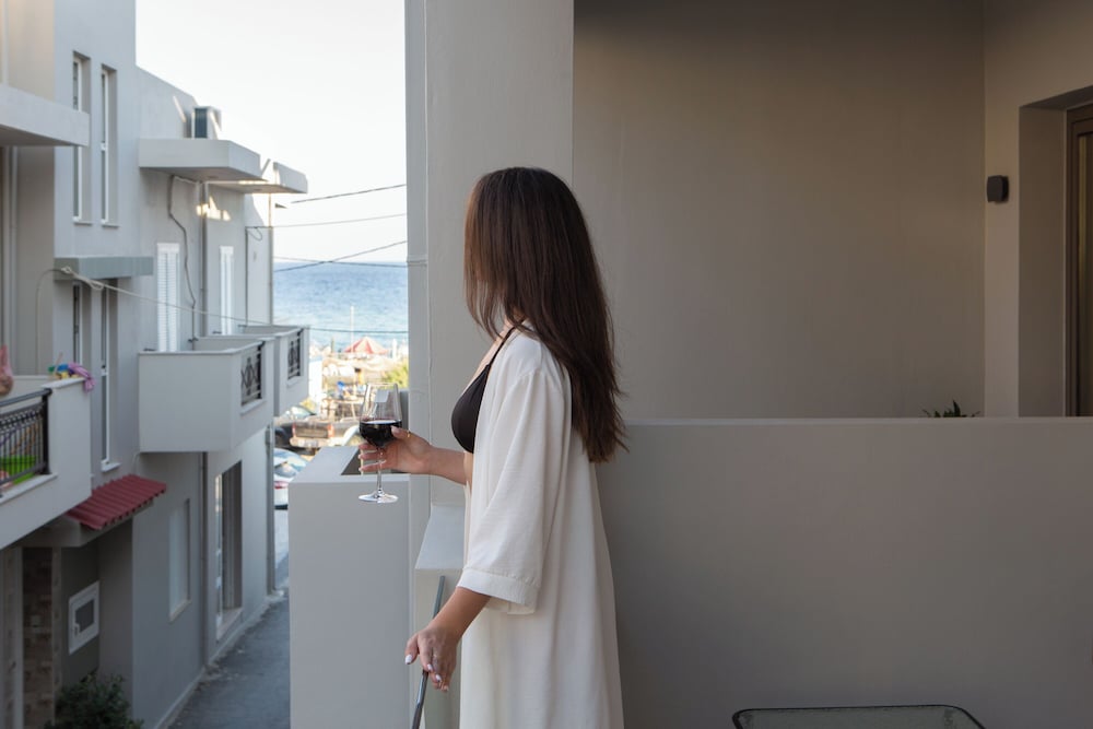 Apartment, Partial Sea View