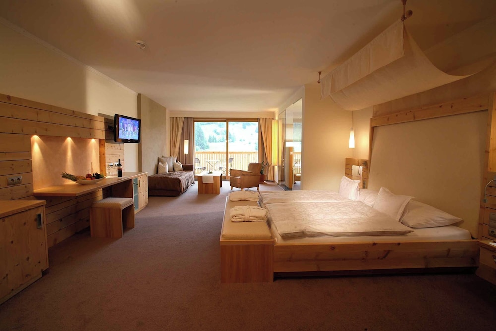 Junior Suite - Photo 2