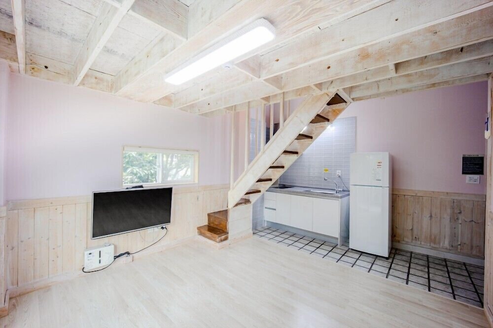 Room (A Type-201) photo 2