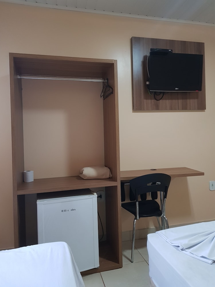 Standard Triple Room photo 2