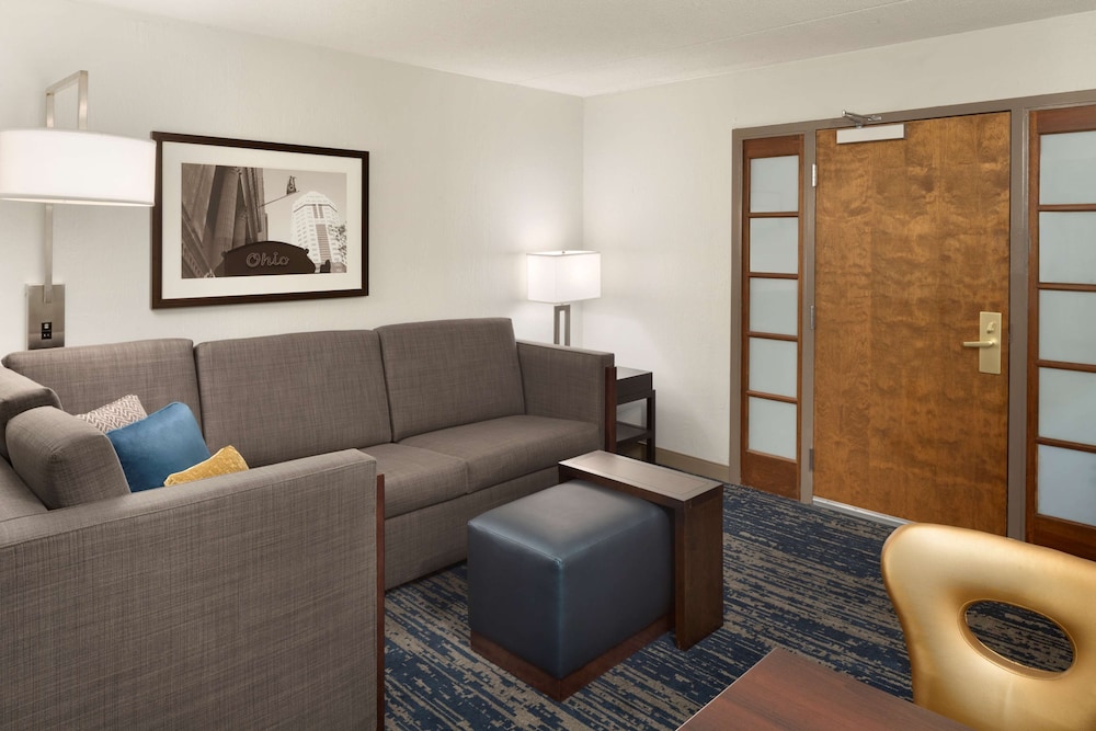 Premium Suite, 1 King Bed - Photo 5