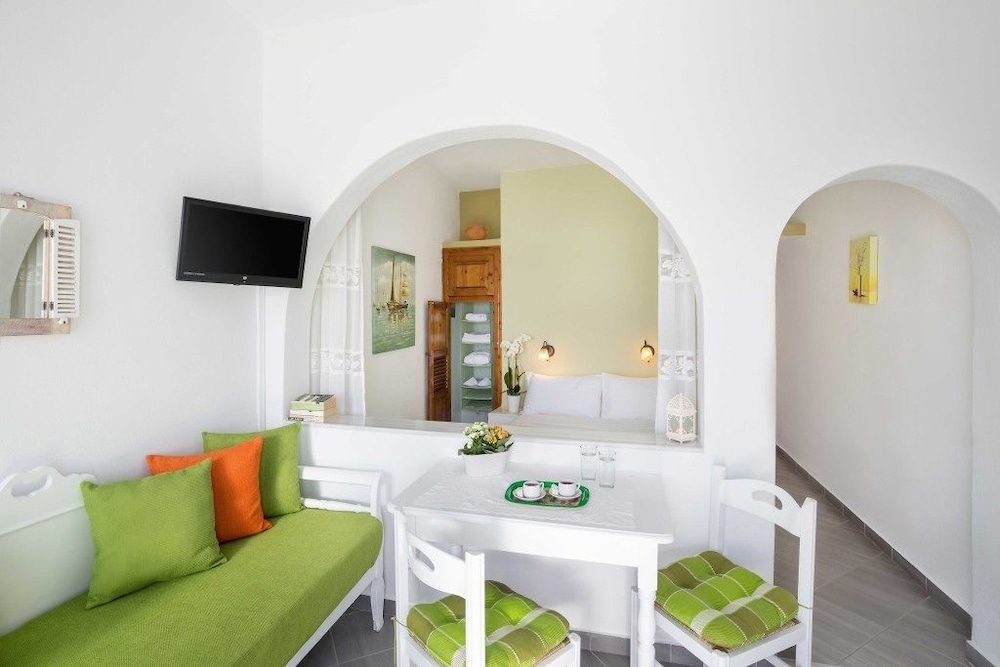 Superior Apartment with Caldera View - Photo 2