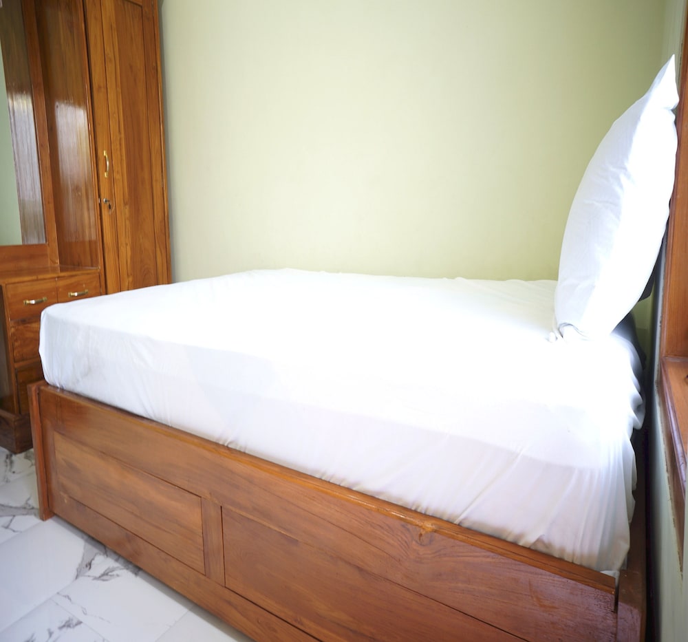 Basic Single Room photo 2