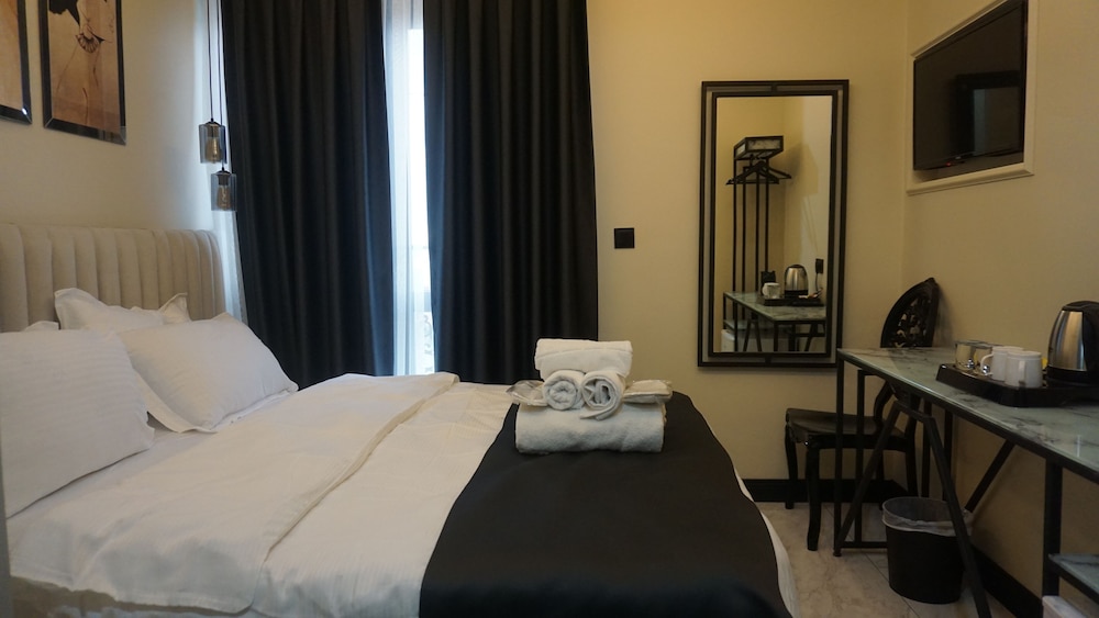 Deluxe Double Room - Photo 1