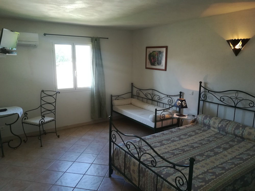 Triple Room photo 3