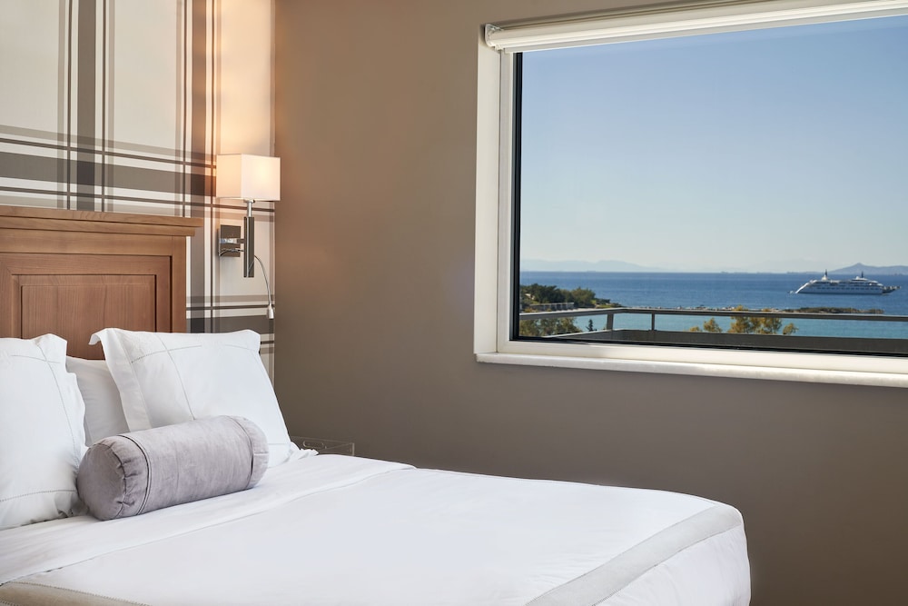 Penthouse Suite - Photo 7