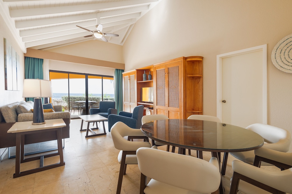 Suite, 1 Bedroom, Kitchen, Ocean View - Photo 1