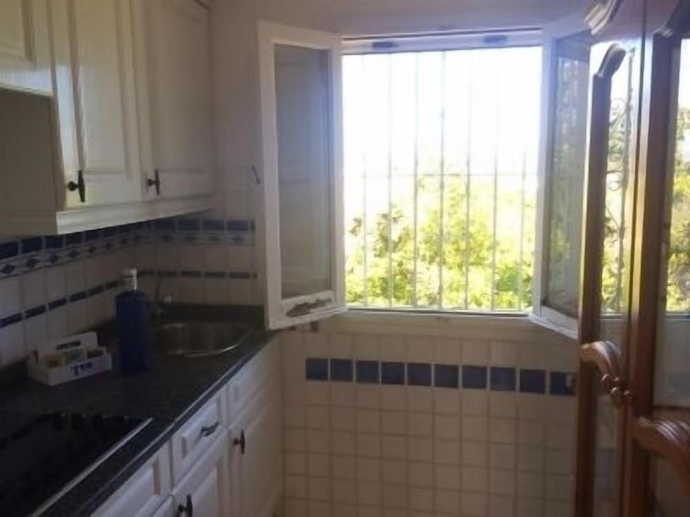 Apartment, 2 Bedrooms, Balcony, Garden View photo 3