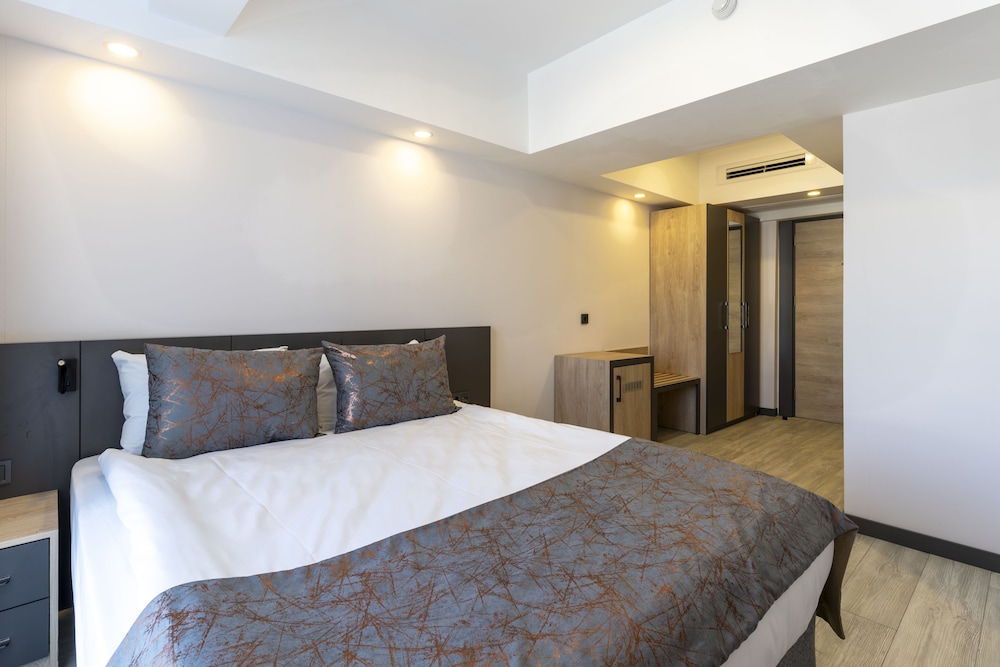 Deluxe Double Room photo 3