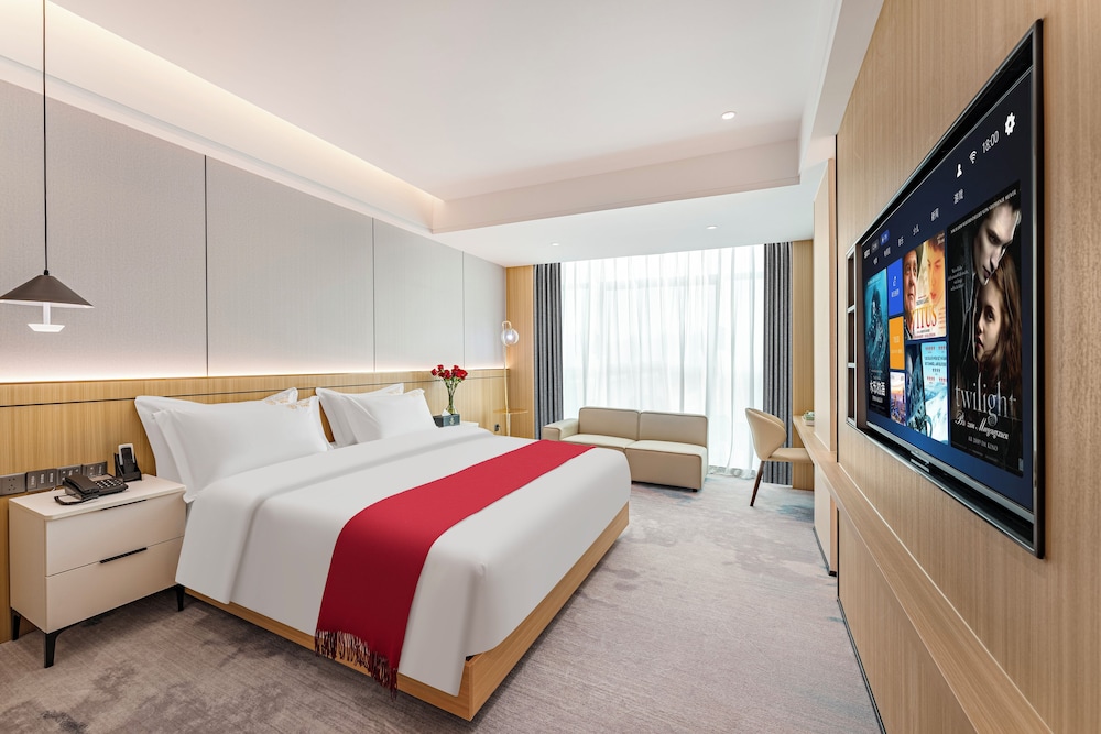 Luxury Double Room, City View