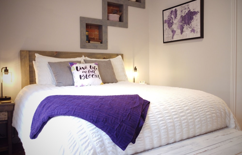 Suite 4 Violet Villa photo 1