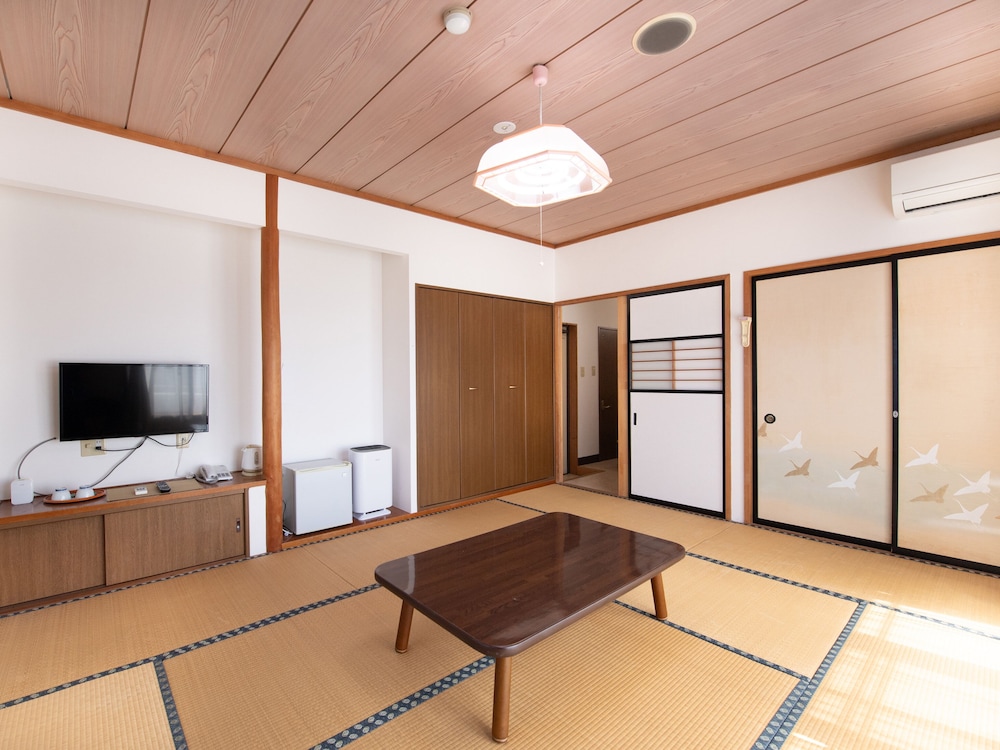 Traditional Room, Non Smoking, Annex Building photo 1