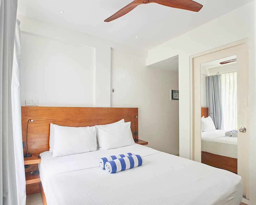 Compact Room photo 1