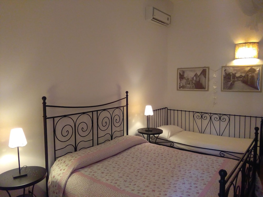 Classic Triple Room