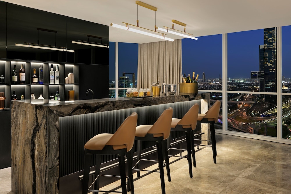 Presidential Suite, 2 Bedrooms thumbnail 5