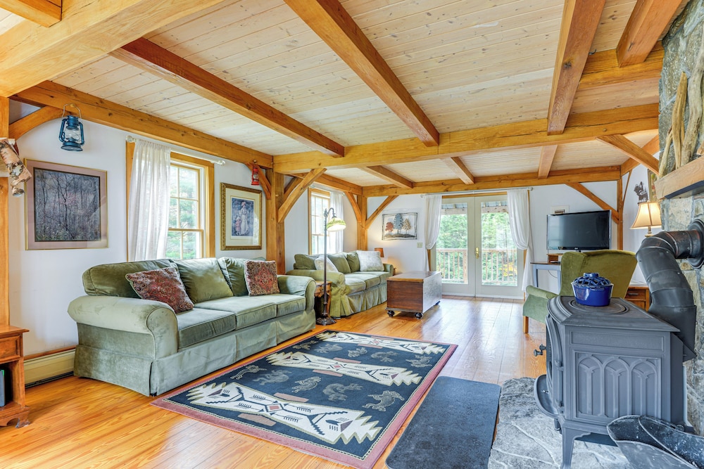 House (4 Bedrooms) photo 2