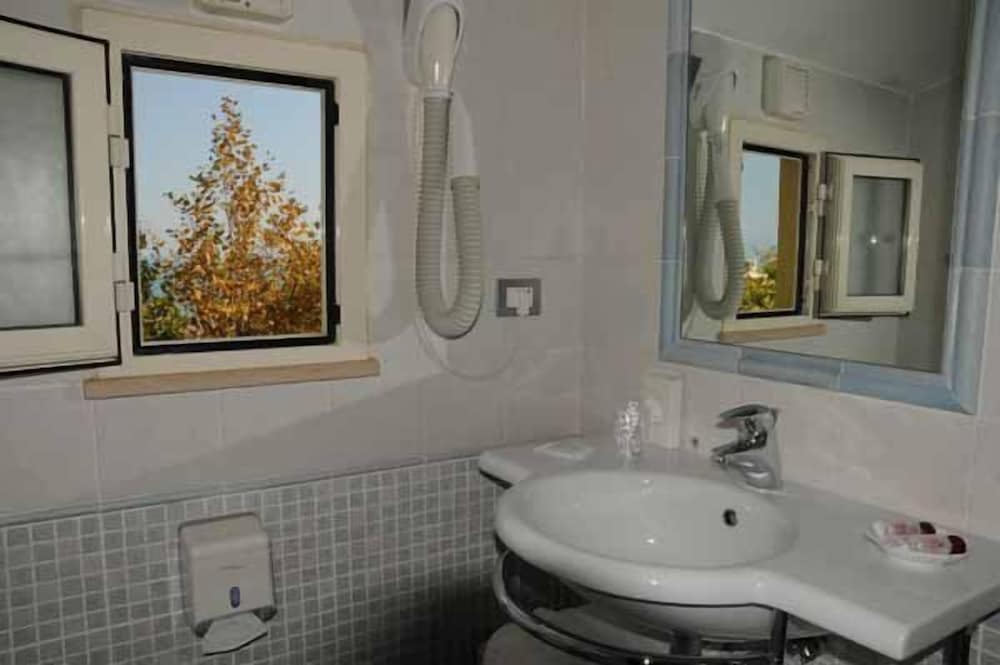 Double Room Single Use photo 2