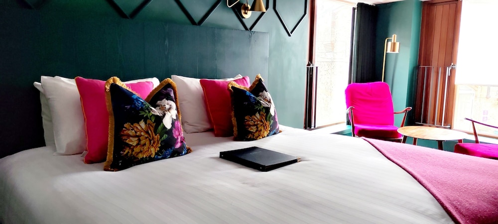 Deluxe Double Room - Photo 3