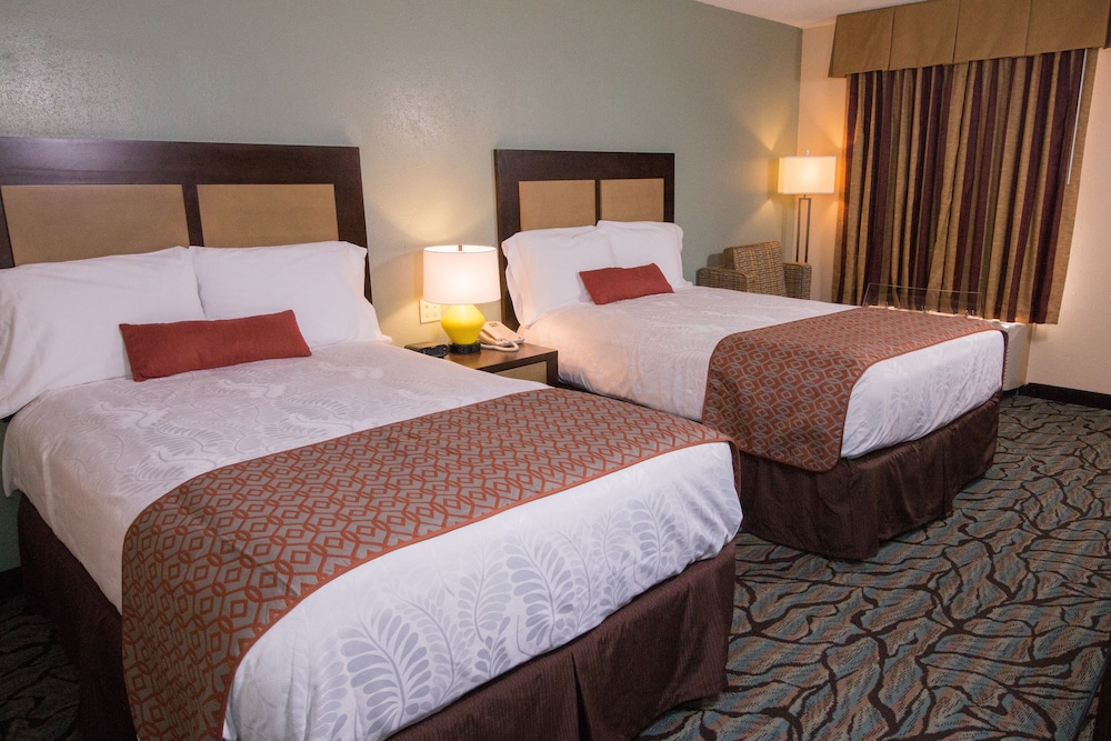 Standard Room, 2 Queen Beds, Non Smoking photo 3