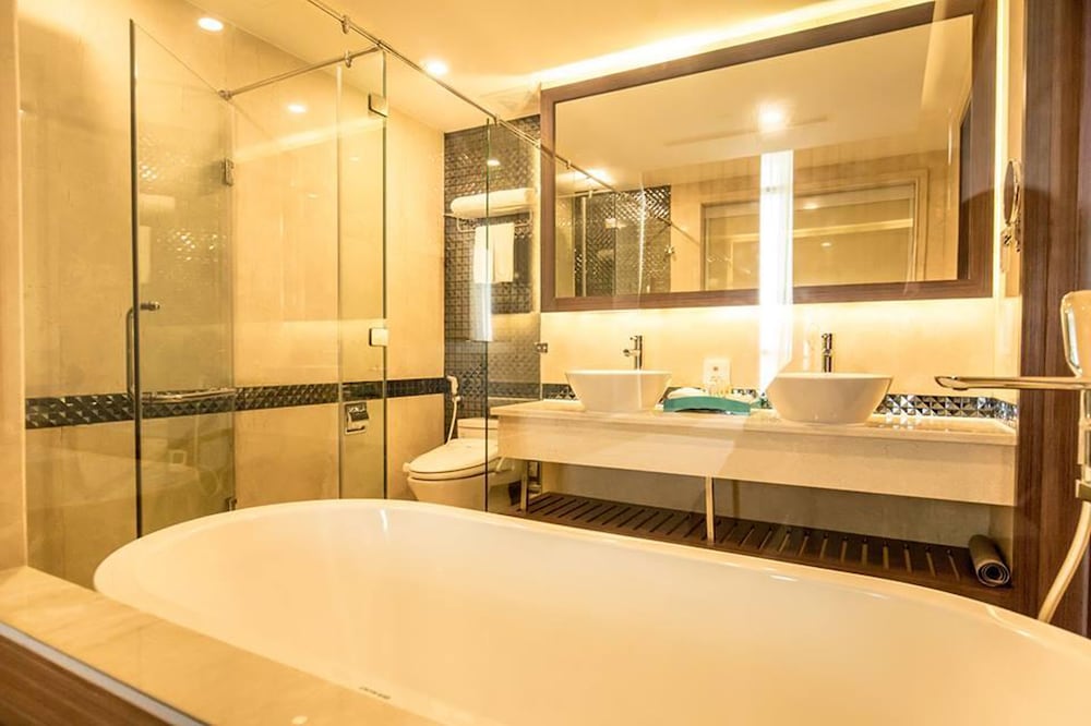 Executive Suite photo 3