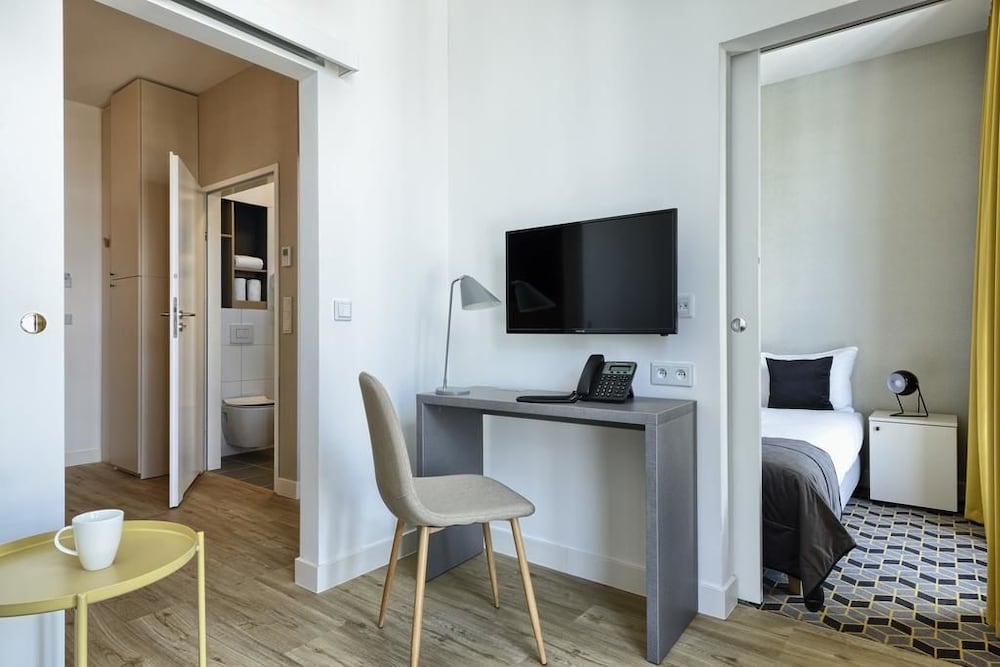 Superior Double Room - Photo 1