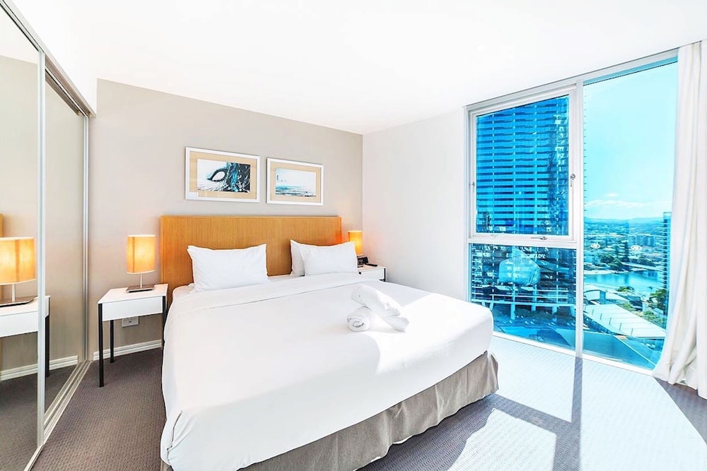 Elite Apartment, 2 Bedrooms, Kitchen, Pool View photo 1
