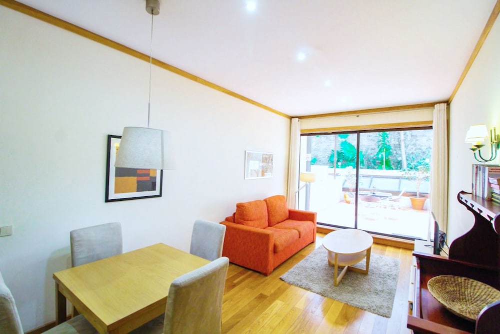 Family Apartment, 1 Bedroom, Garden View