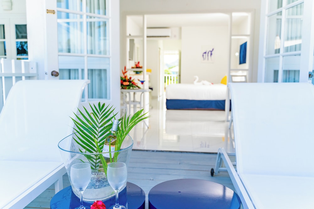 Balcony & Terrace