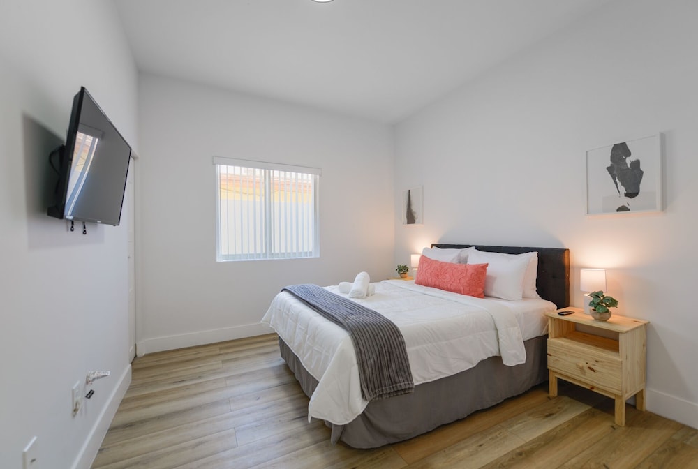 City Apartment photo 2