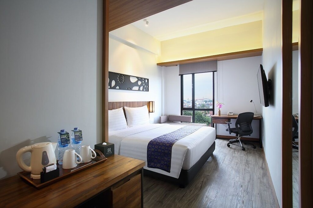 Premier Room