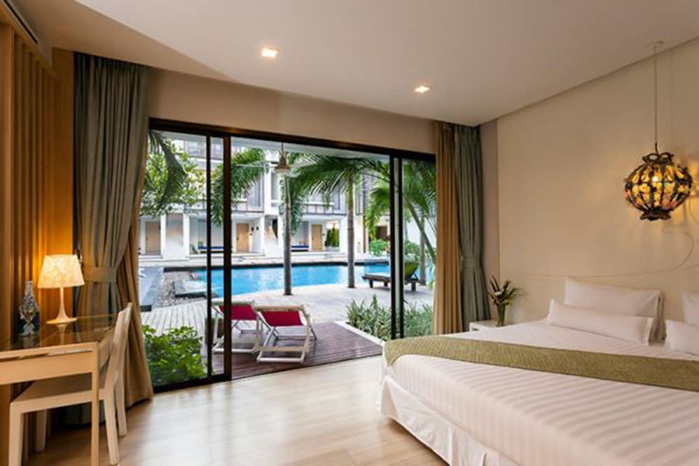 Lapa Pool Access photo 2