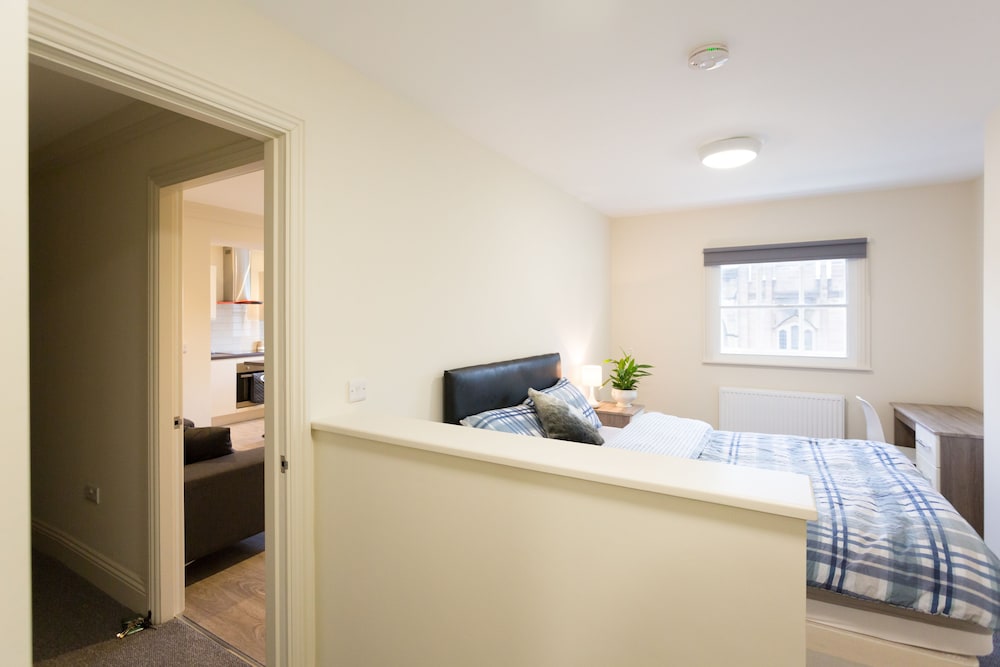 Luxury Apartment, 1 Bedroom, Kitchen, City View photo 1