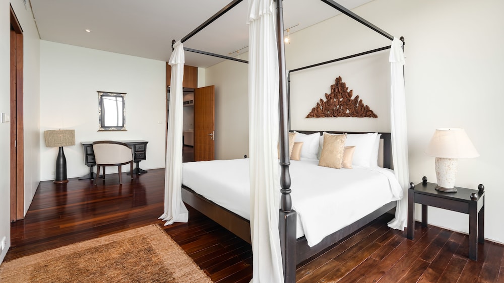 Luxury Villa, Multiple Bedrooms photo 1