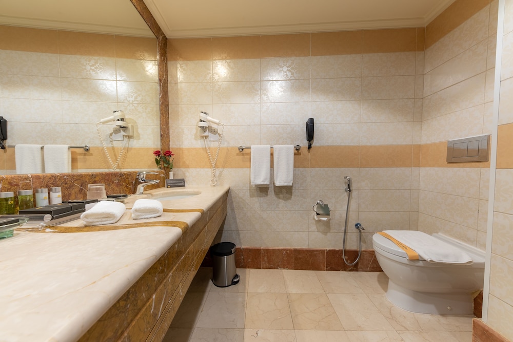 Junior Suite - Photo 12