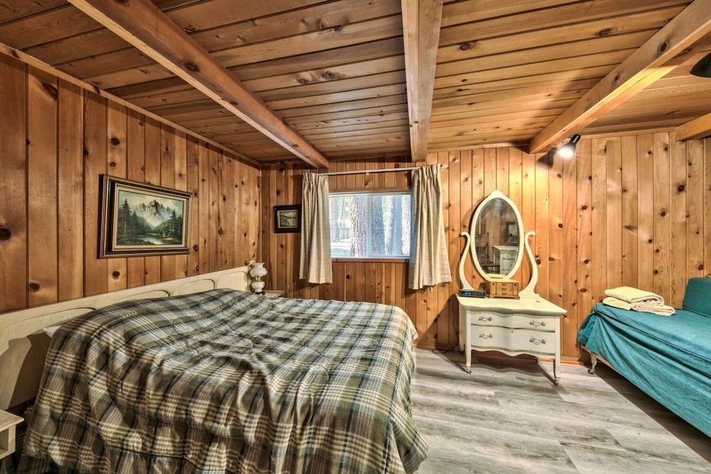 House, 2 Bedrooms