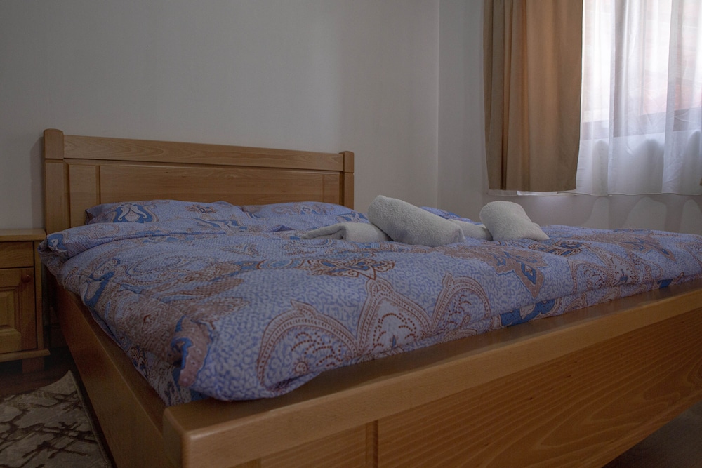 Gallery Apartment photo 3
