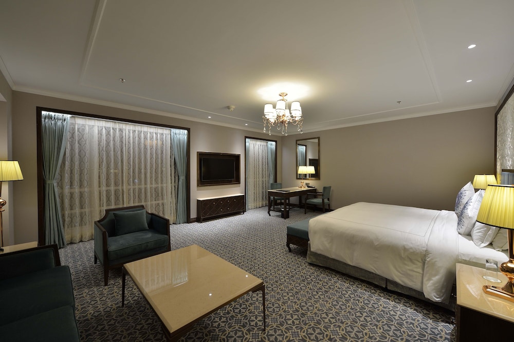 Grande Luxury, Grand Room - Photo 5