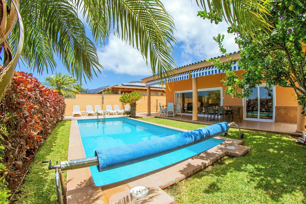 Villa (3 Bedrooms)