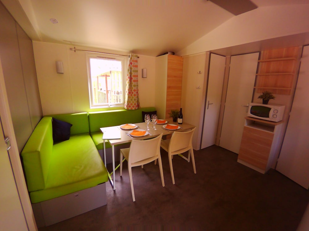Mobile Home (Casa Rhum)