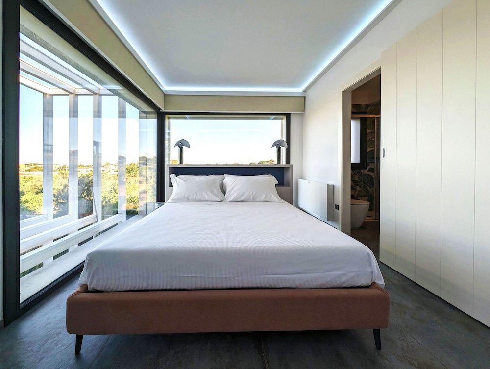 Panoramic Double or Twin Room, Pool View photo 1