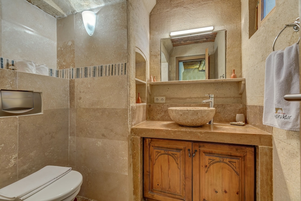 One Room Suit, with Balcony - Photo 7